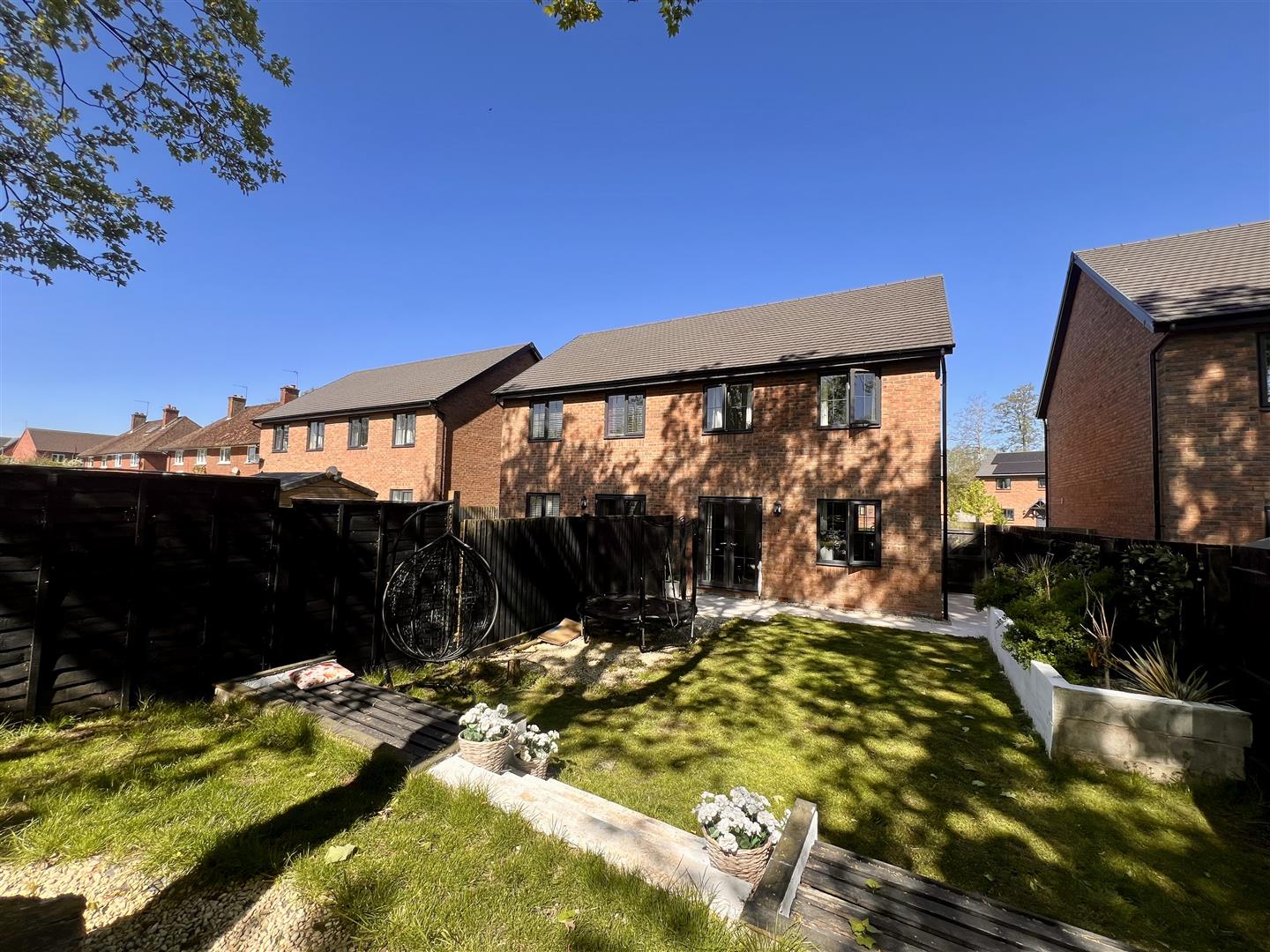 5D Ash Grove, Shrewsbury, SY4 5RW For Sale